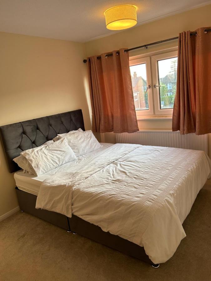 Professional House Apartamento Gravesend Exterior foto