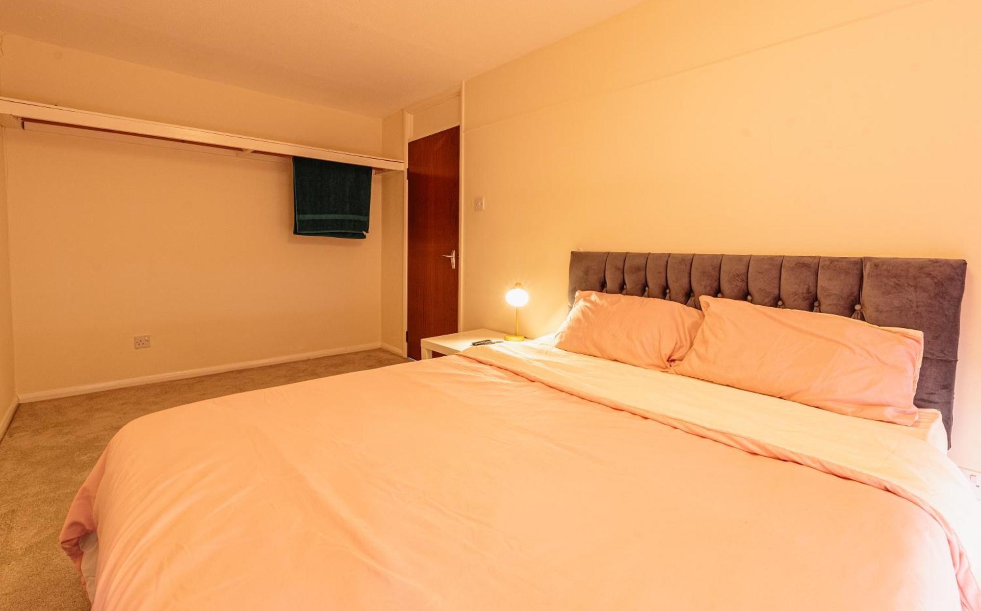 Professional House Apartamento Gravesend Exterior foto